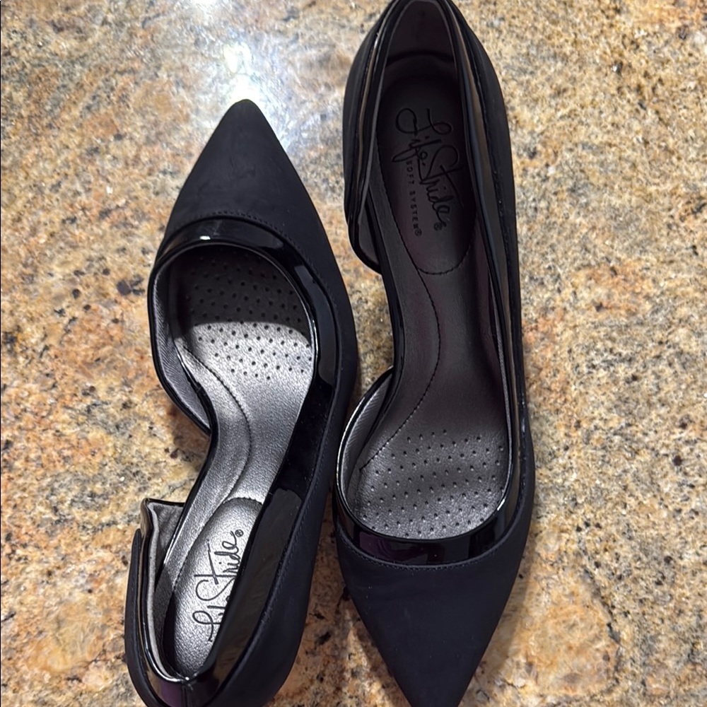 Life Stride Black Heels Classic Design